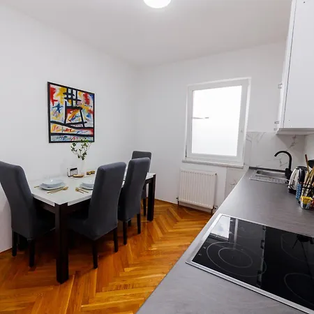 Khalilah 1 Apartment Bihac